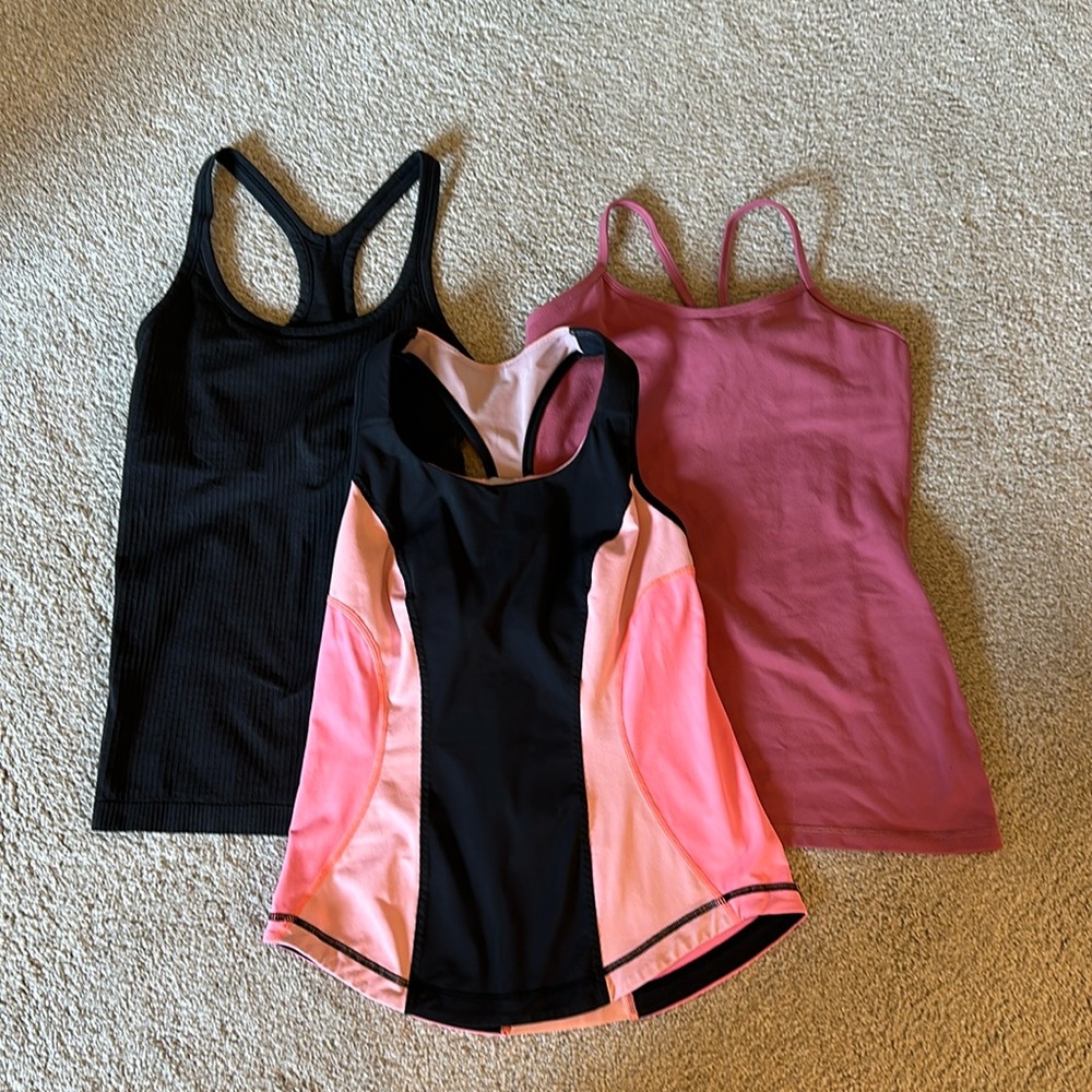 Lululemon workout tanks